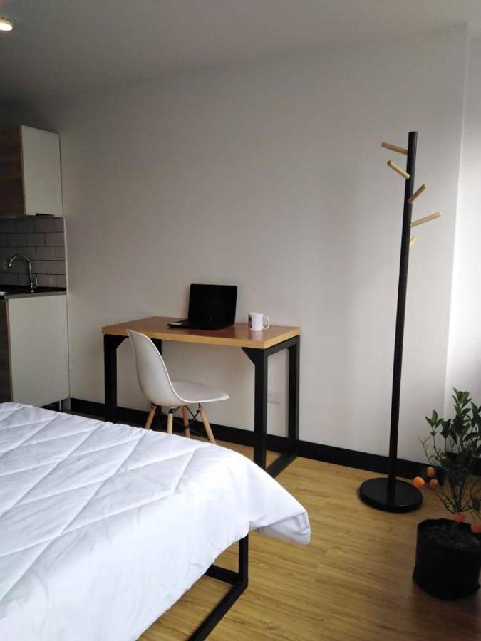 Hostal - Hotel - Apartaestudios Amoblados Chapinero Las Mandarinas - Coworking Bogotá Dış mekan fotoğraf